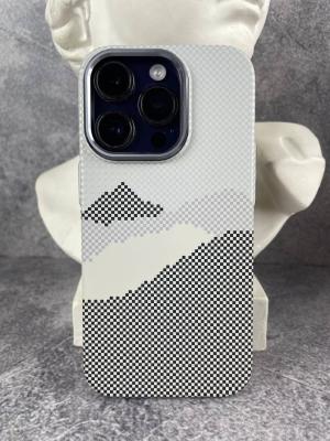 Защитная накладка для iPhone 14 Pro Max LF47 Magsafe