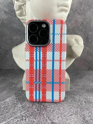 Защитная накладка для iPhone 15 Pro Max LF4 Magsafe