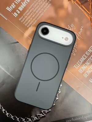 Чехол для iPhone 17 Air матовые с кнопкой черный